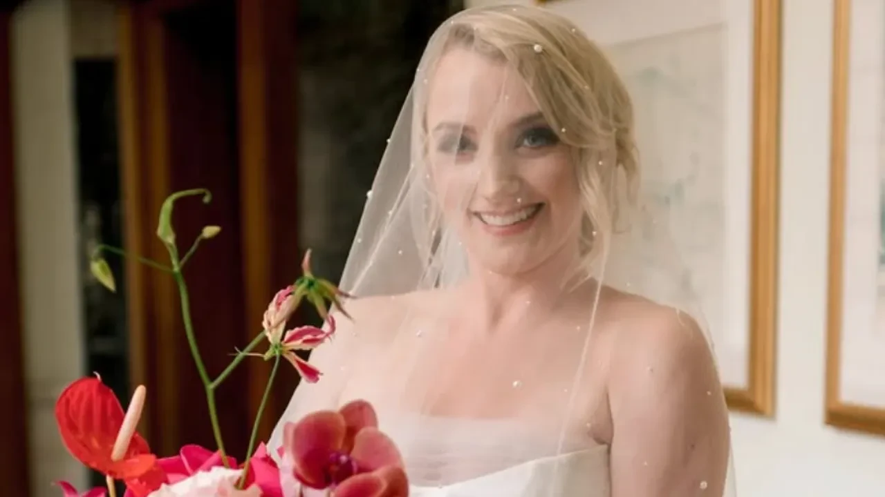 Harry Potter'ın yıldızı Evanna Lynch ve Denis Skinner'in düğününe övgü yağdı! Geçtiğimiz hafta evlendiler