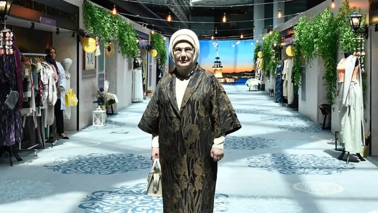 Kiev’de 6. Lider Eşleri Zirvesi! Emine Erdoğan’dan anlamlı mesaj