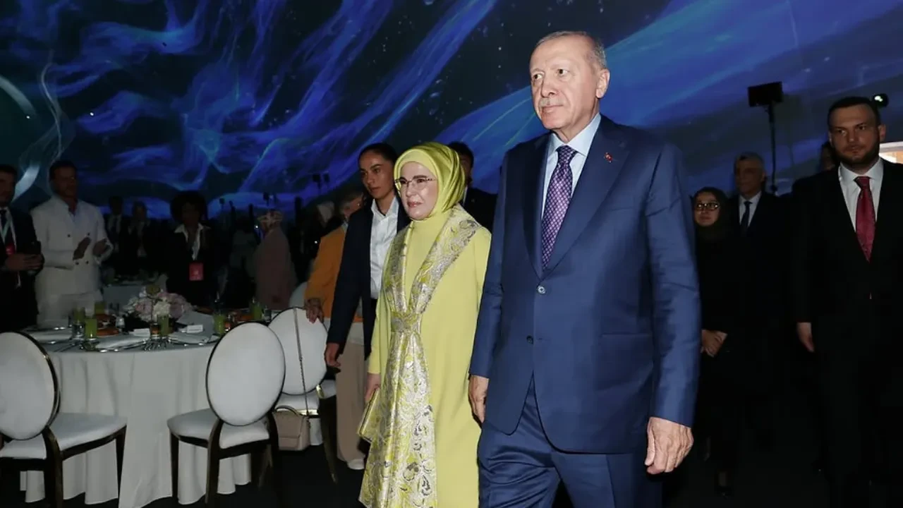 Kiev’de 6. Lider Eşleri Zirvesi! Emine Erdoğan’dan anlamlı mesaj