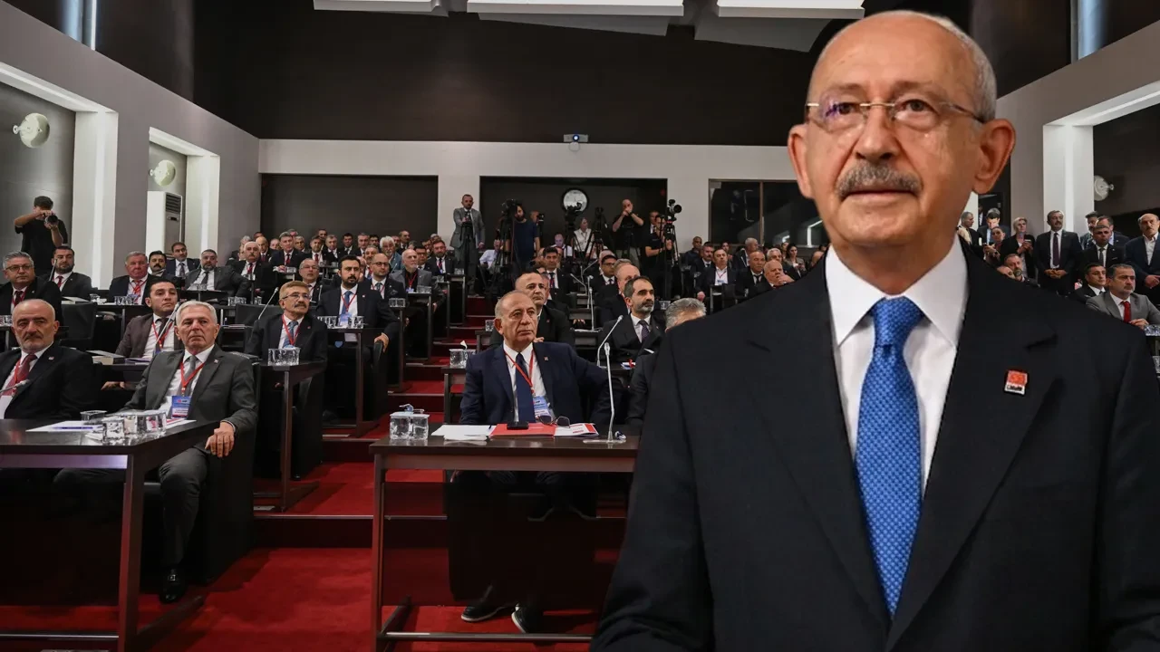 Kılıçdaroğlu'ndan adı rüşvete karışan CHP'lilere gönderme! 81 il başkanı da 'güvenli liman' uyarısı yaptı: Sonsuza kadar beklemek değil