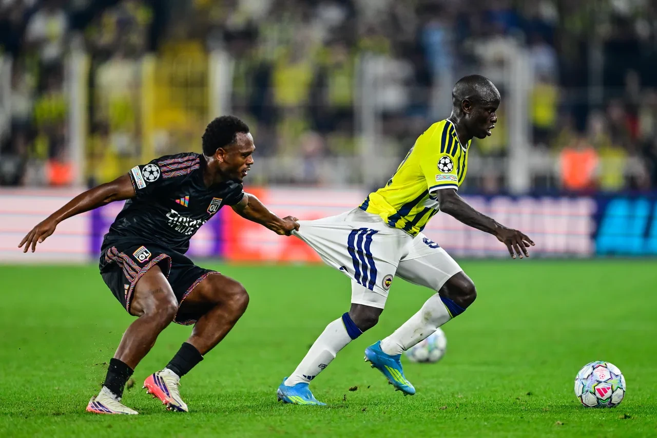 Lyon'da Türk korkusu! Fenerbahçeli taraftarların biletleri tek tek iptal ediliyor