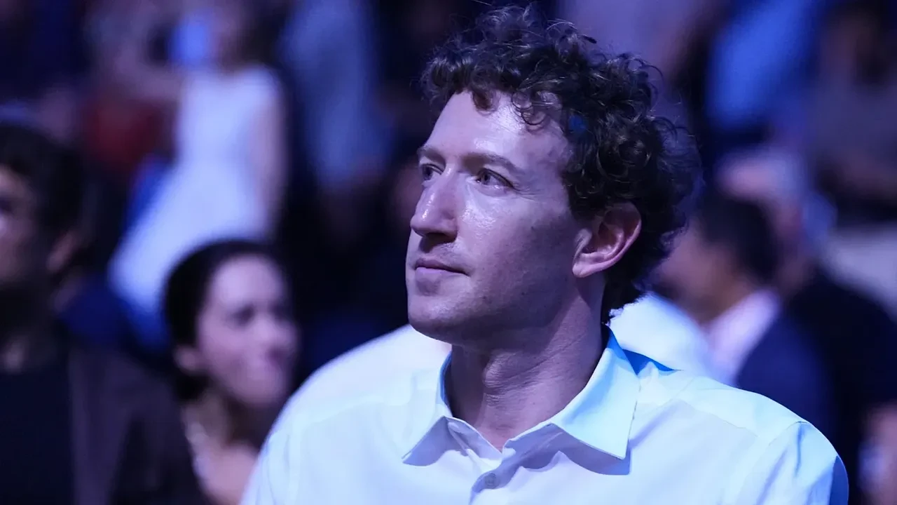 Meta CEO'su Mark Zuckerberg'in 30 milyon Euroluk şatosu şaşırttı! Mutfakla yemek odası arası 4,5 dakika sürüyor
