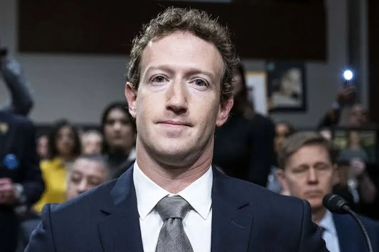 Meta CEO'su Mark Zuckerberg'in 30 milyon Euroluk şatosu şaşırttı! Mutfakla yemek odası arası 4,5 dakika sürüyor
