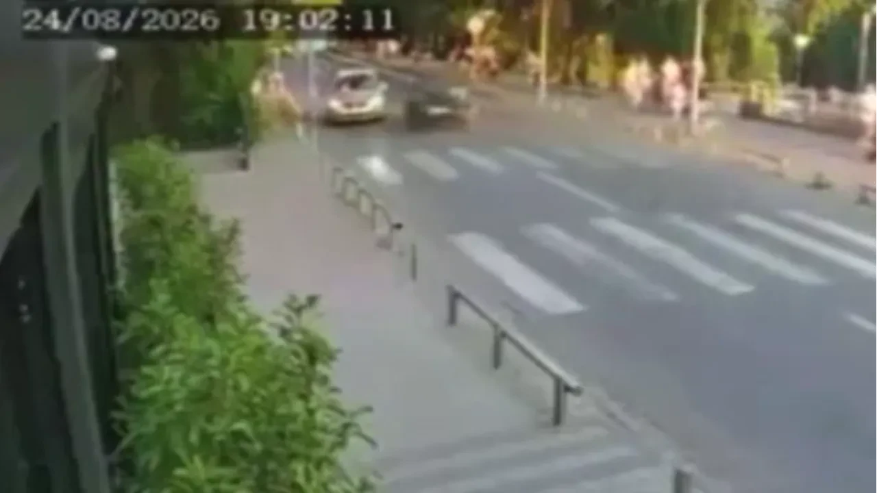 Sırbistan'da ehliyetsiz sürücü kaldırımdaki aileyi ezdi: 5 yaşındaki küçük kız yaşamını yitirdi