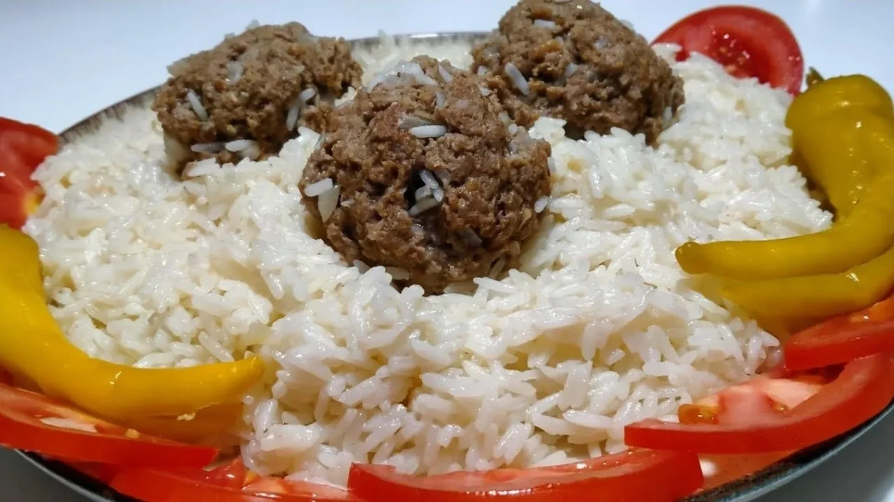 Ağrılıların güçlü bağışıklıklarının sırrını öğrendim! Abdigör köftesinin püf noktaları