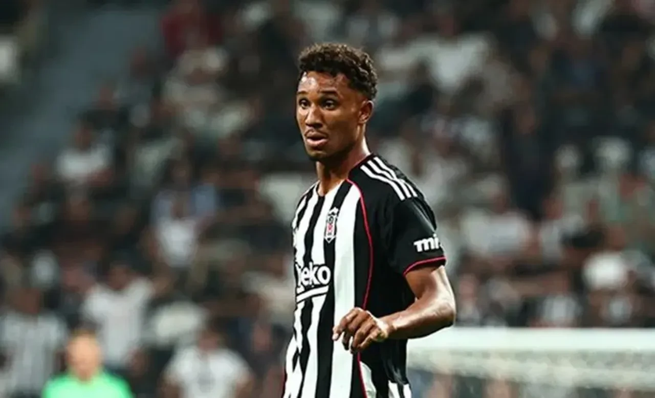 Beşiktaş'ta peş peşe vedalar! Siyah beyazlıların kasasına girecek para belli oldu