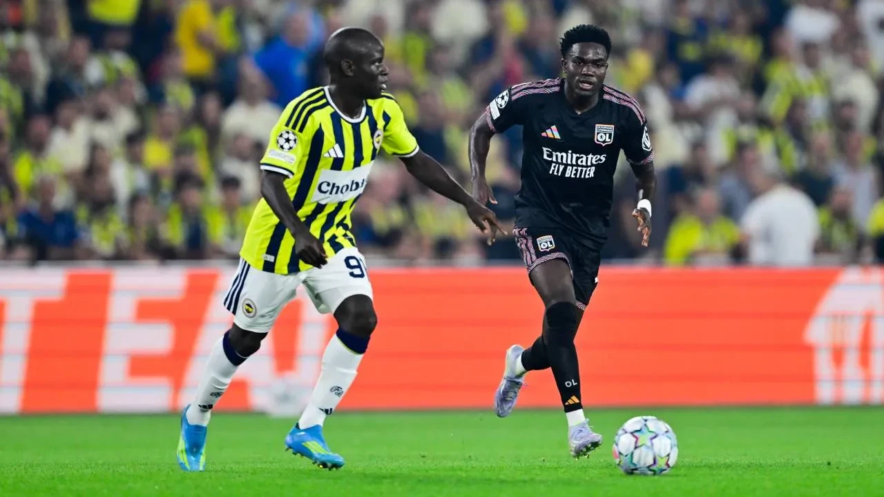 CANLI MAÇ ANLATIMI | Lyon Fenerbahçe Şampiyonlar Ligi play-off turu rövanş