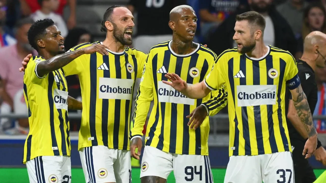 Fenerbahçe, Şampiyonlar Ligi'ne yükseldi! Sarı-lacivertliler, 17 sezonluk hasreti sona erdirdi