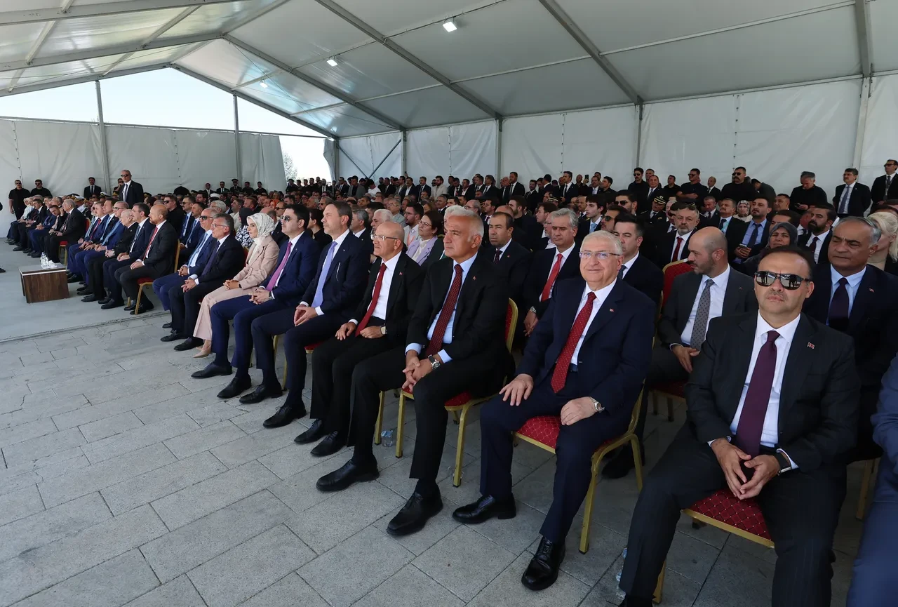Cumhurbaşkanı Erdoğan'dan tüm dünyaya net mesaj: Bölgemizde tarih yeniden yazılıyor