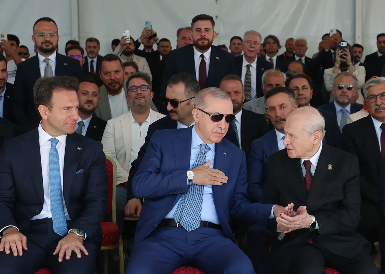 Cumhurbaşkanı Erdoğan'dan tüm dünyaya net mesaj: Bölgemizde tarih yeniden yazılıyor
