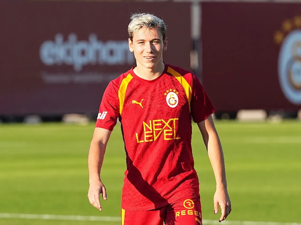 Galatasaray Rafael Leao transferinde sona geldi! Portekizli yıldızla anlaşma sağlandı: İşte sözleşme detayları
