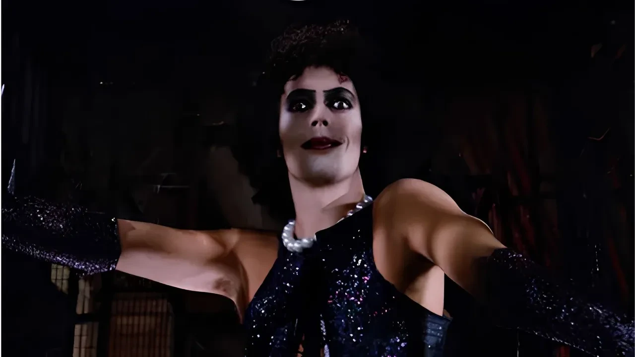 Korku sinemasının efsane yüzü Tim Curry hayatını kaybetti! 