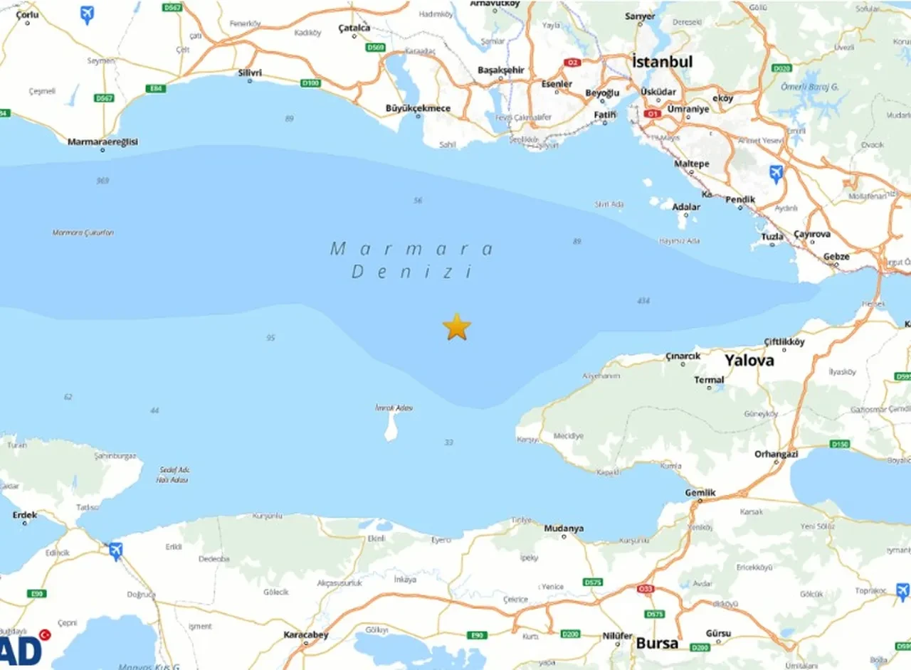 Marmara Denizi'nde deprem! AFAD ilk verileri açıkladı