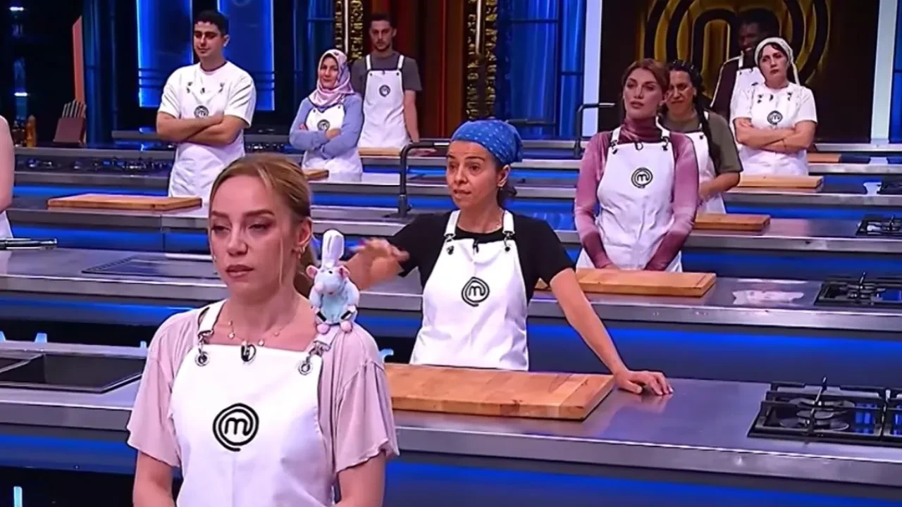 MasterChef 2026 yedeklerinde kriz! Cansu ve Nesibe ile tartışan Betül'ün hareketleri tepki çekti