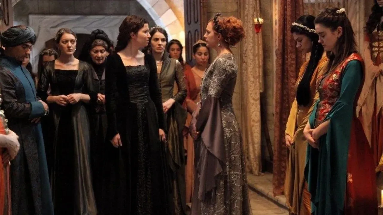 Muhteşem Yüzyıl oyuncuları yıllar sonra bir araya geldi: Hürrem Sultan'ın saray kabusları!
