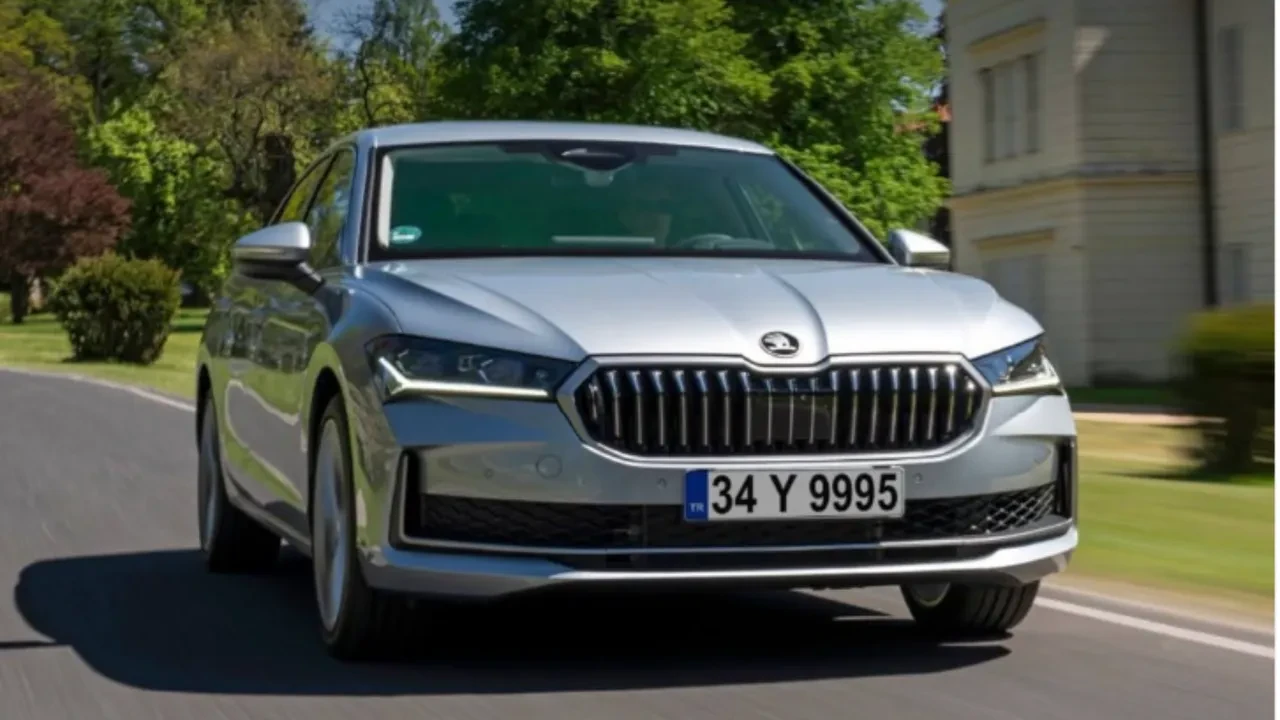 Skoda Ağustos 2026 fiyat listesi dikkat çekiyor: İşte Skoda Fabia, Scala, Octavia diğer modellerin güncel fiyatları