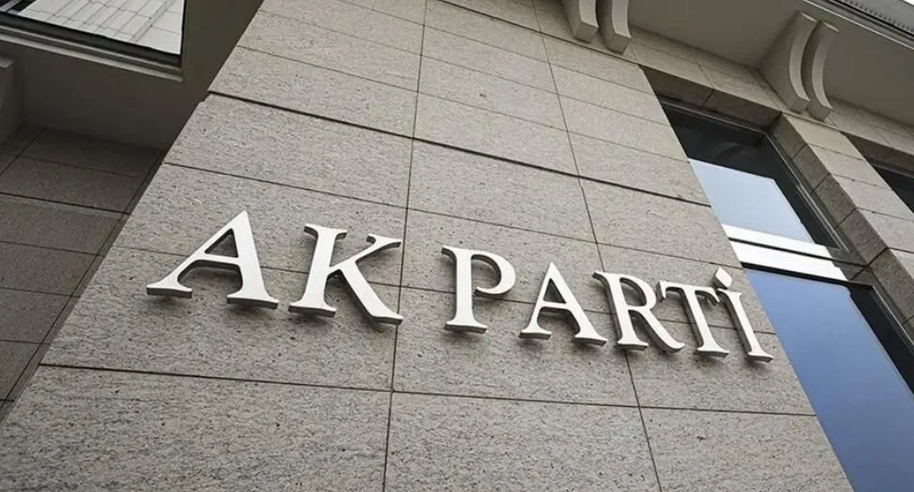 AK Parti sahaya inmeye hazırlanıyor: Terörsüz Türkiye ve Türkiye Yüzyılı nabzı tutulacak