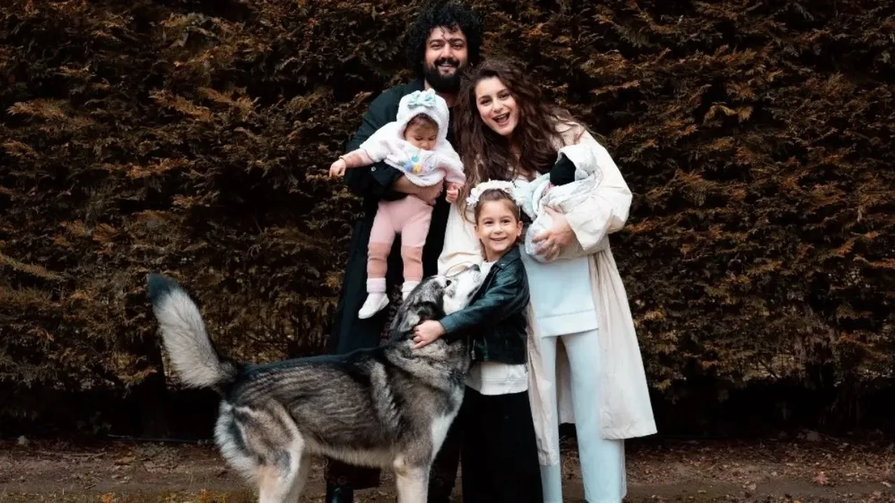 Atiye çocuklarının Kur'an-ı Kerim dersi aldığını açıkladı!