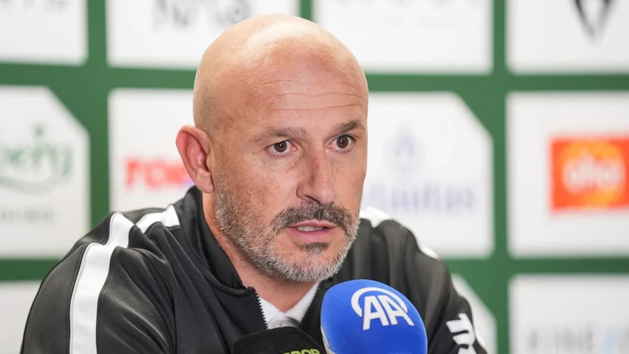 Beşiktaş'ta Italiano'dan Avrupa Ligi değerlendirmesi! "Hedefimize ulaştık, mutluyuz"