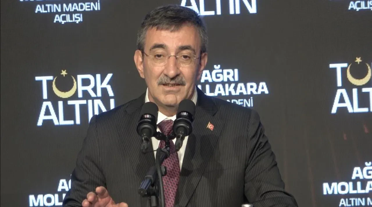 Cevdet Yılmaz Mollakara Madeni'nin açılışında konuştu: 5 yılda 17 ton altın üretilecek