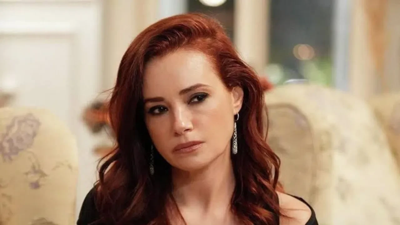 Cevher dizisinde beklenmedik karar! Özgü Namal Cevher dizisinden neden ayrıldı?