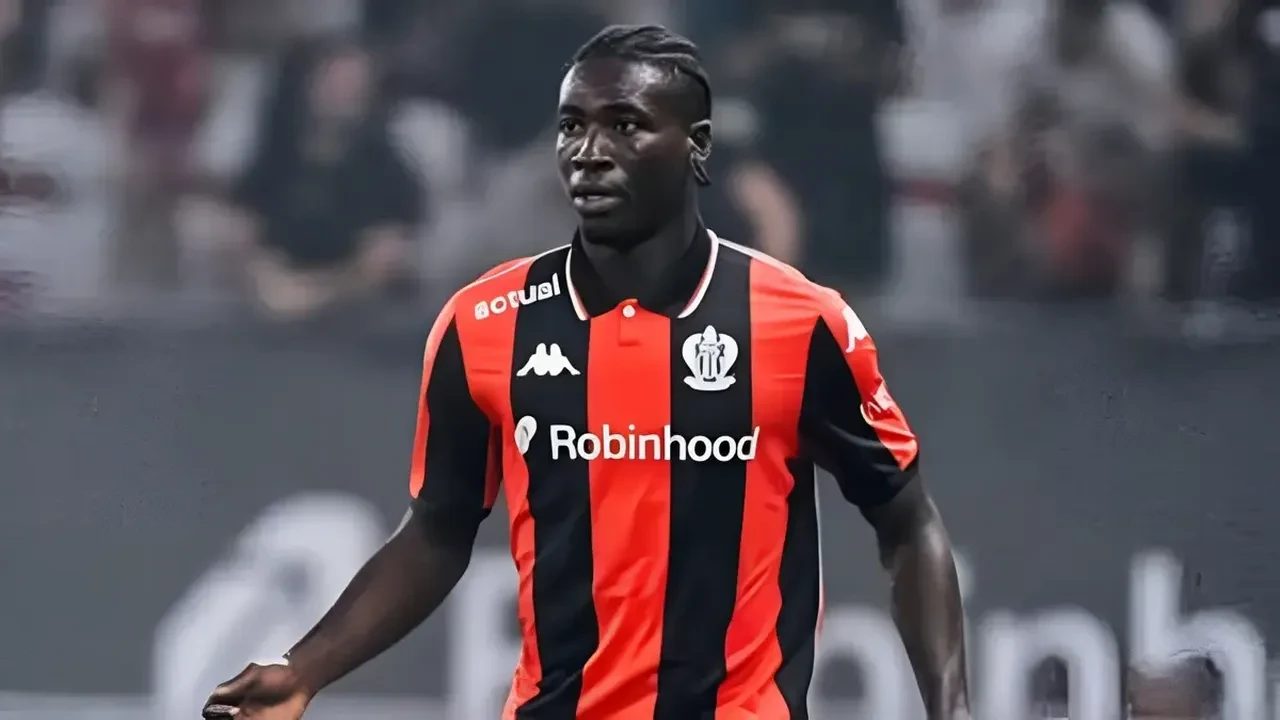 Fenerbahçe Lyon maçı sonrası bombayı patlattı! Kojo Peprah Oppong ile anlaşma tamam: Geliş tarihi belli oldu