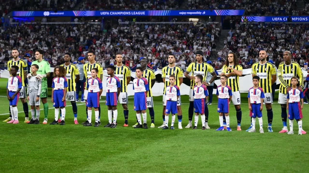 Fenerbahçe, Şampiyonlar Ligi'ne yükseldi! Sarı-lacivertliler, 17 sezonluk hasreti sona erdirdi