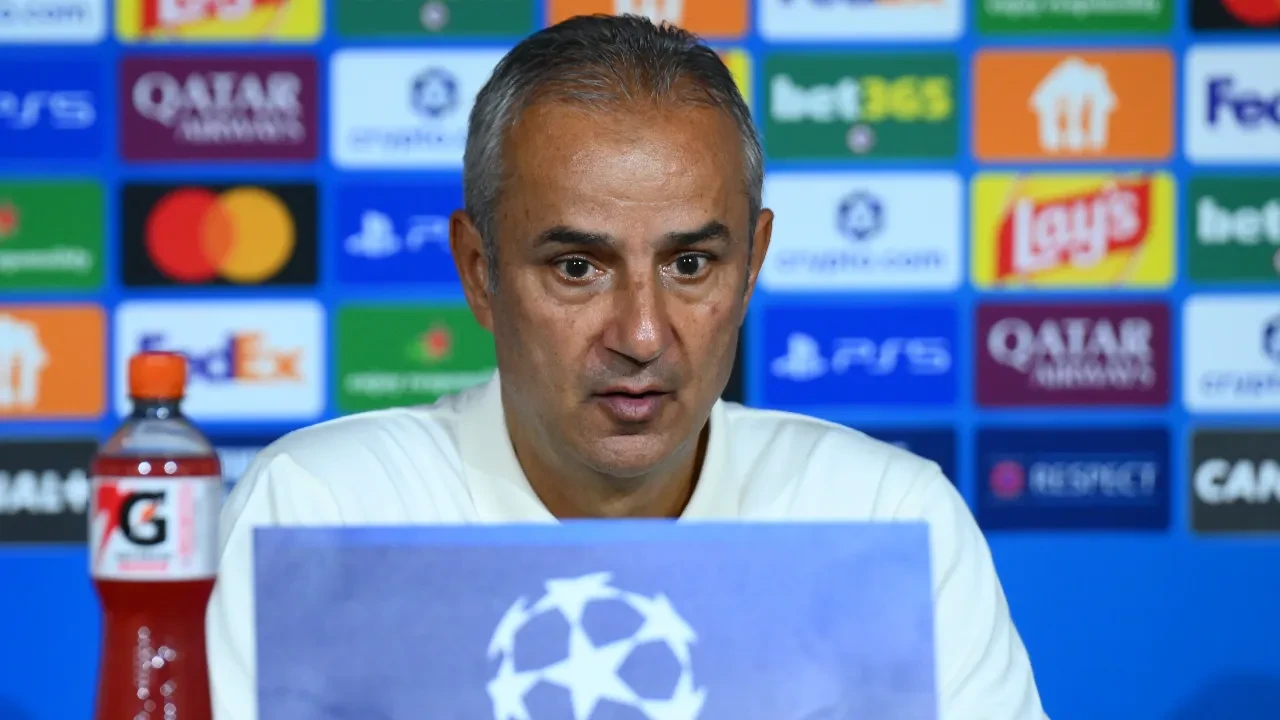 Fenerbahçe'de İsmail Kartal'dan Şampiyonlar Ligi sözleri! "Camiamıza hayırlı olsun"