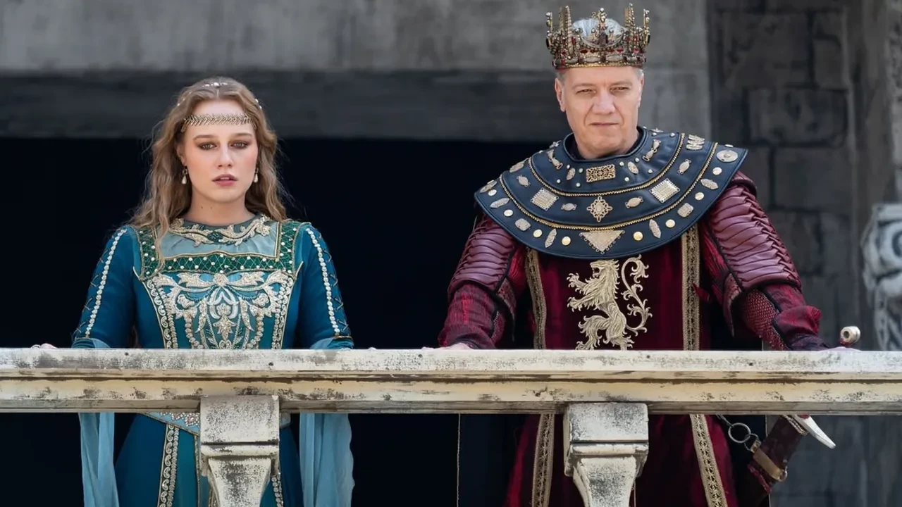 Hürrem Sultan'ı tahtından edecek Destina geliyor! Aşk ve Taht oyuncuları şimdiden gündem oldu