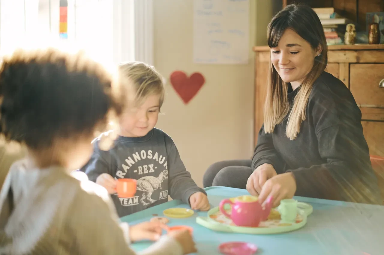 “Komşu anne” sisteme çabuk dahil oldu! Hem ev hanımları hem ebeveynler kazanıyor