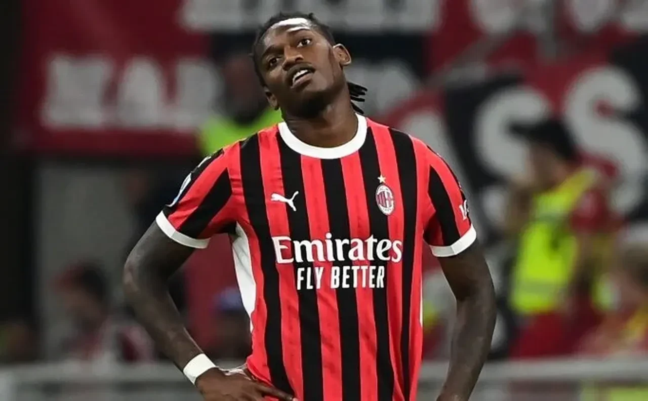 Leao transferinde kritik eşik! Galatasaray Milan ile anlaştı derken Aston Villa devreye girdi
