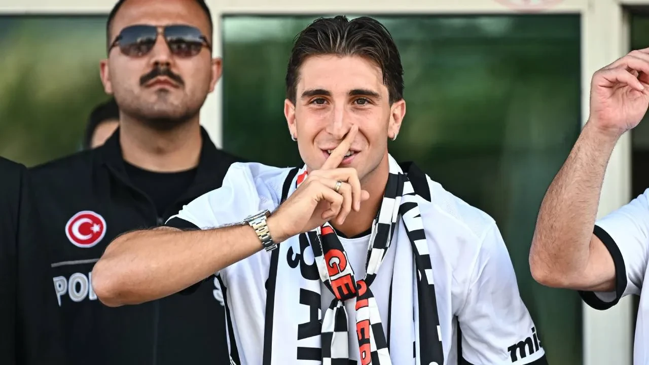 Miretti, Beşiktaş için İstanbul'a geldi! İtalyan oyuncudan ilk açıklama