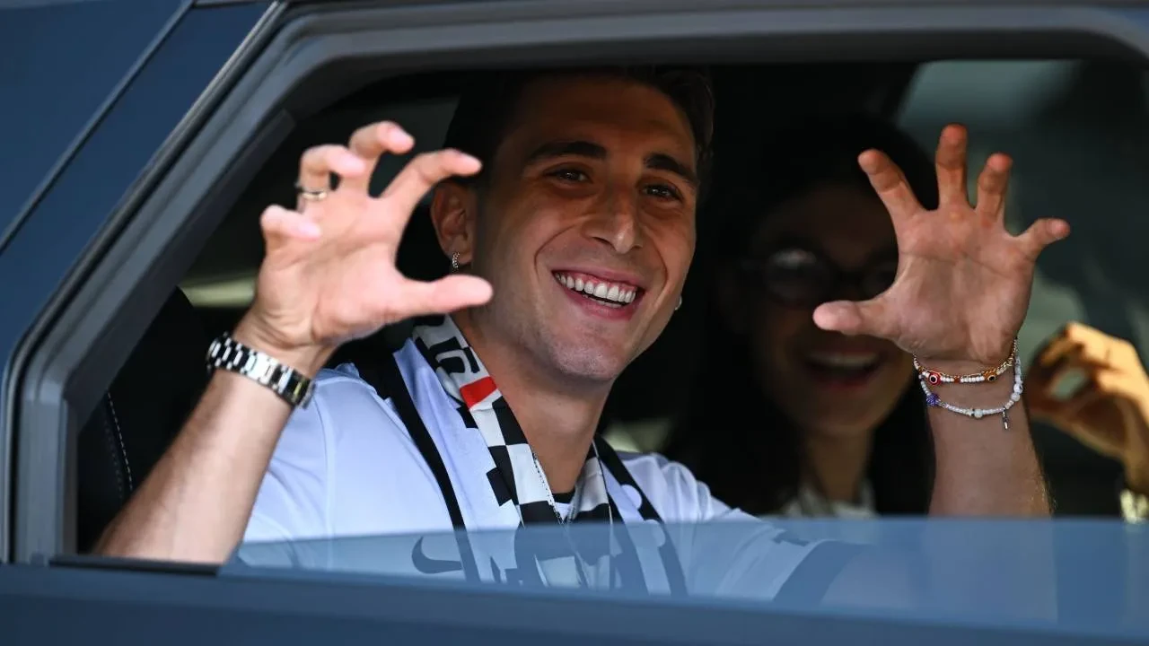 Miretti, Beşiktaş için İstanbul'a geldi! İtalyan oyuncudan ilk açıklama