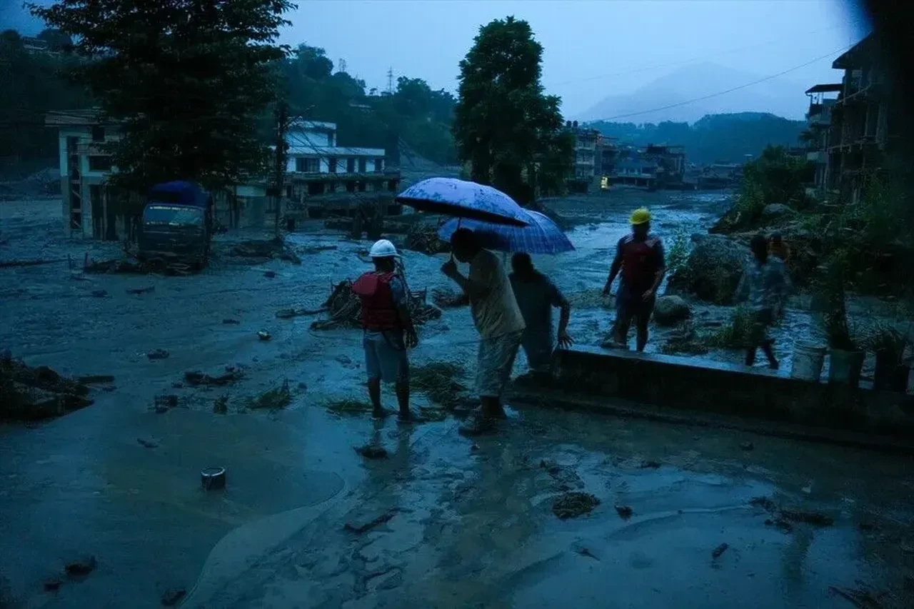 Nepal'de sel neden oldu? Nepal sel felaketinde kaç kişi kayboldu, ölü sayısı kaç?