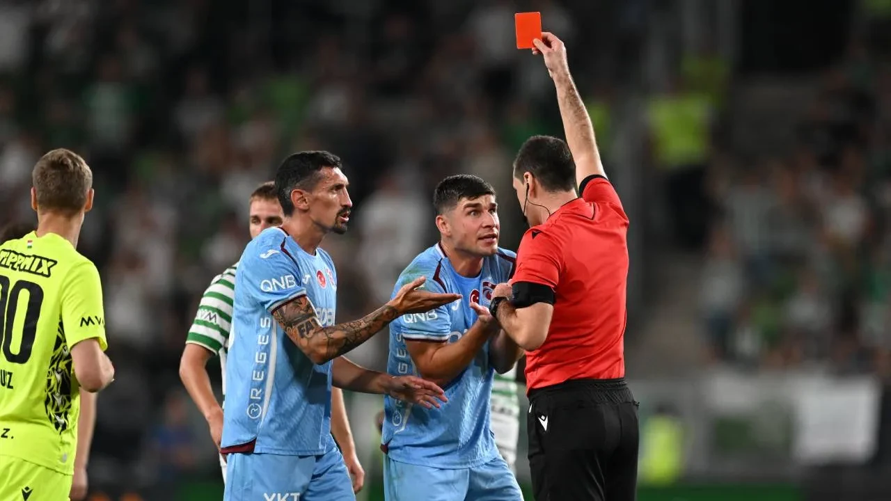 Trabzonspor, Avrupa Ligi'ne veda etti! Bordo-mavililer, Konferans Ligi'nde mücadele edecek
