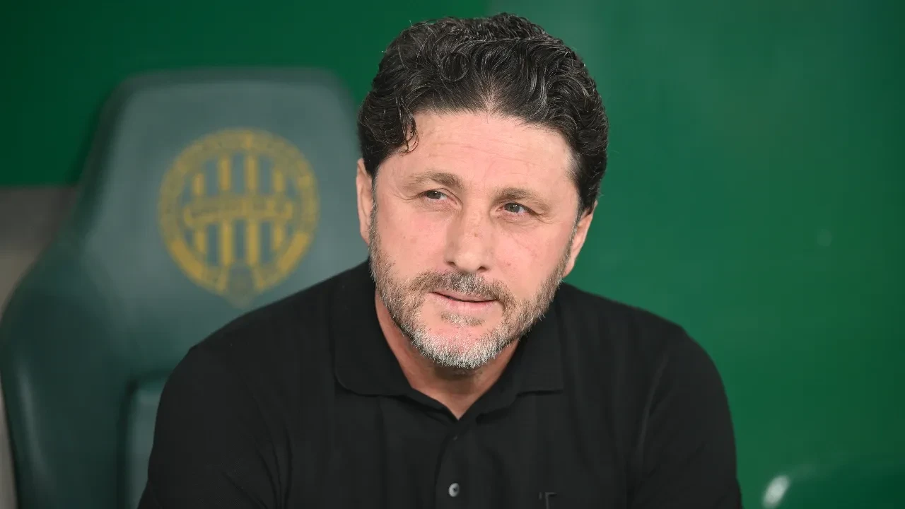 Trabzonspor'da istifa depremi! Fatih Tekke görevi bıraktı