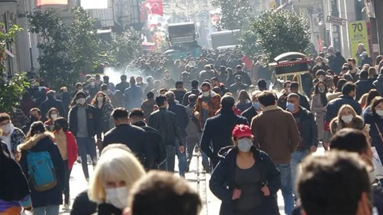 Türkiye'nin en kalabalık mahallesi açıklandı! İlk sırada ne İstanbul ne Ankara var