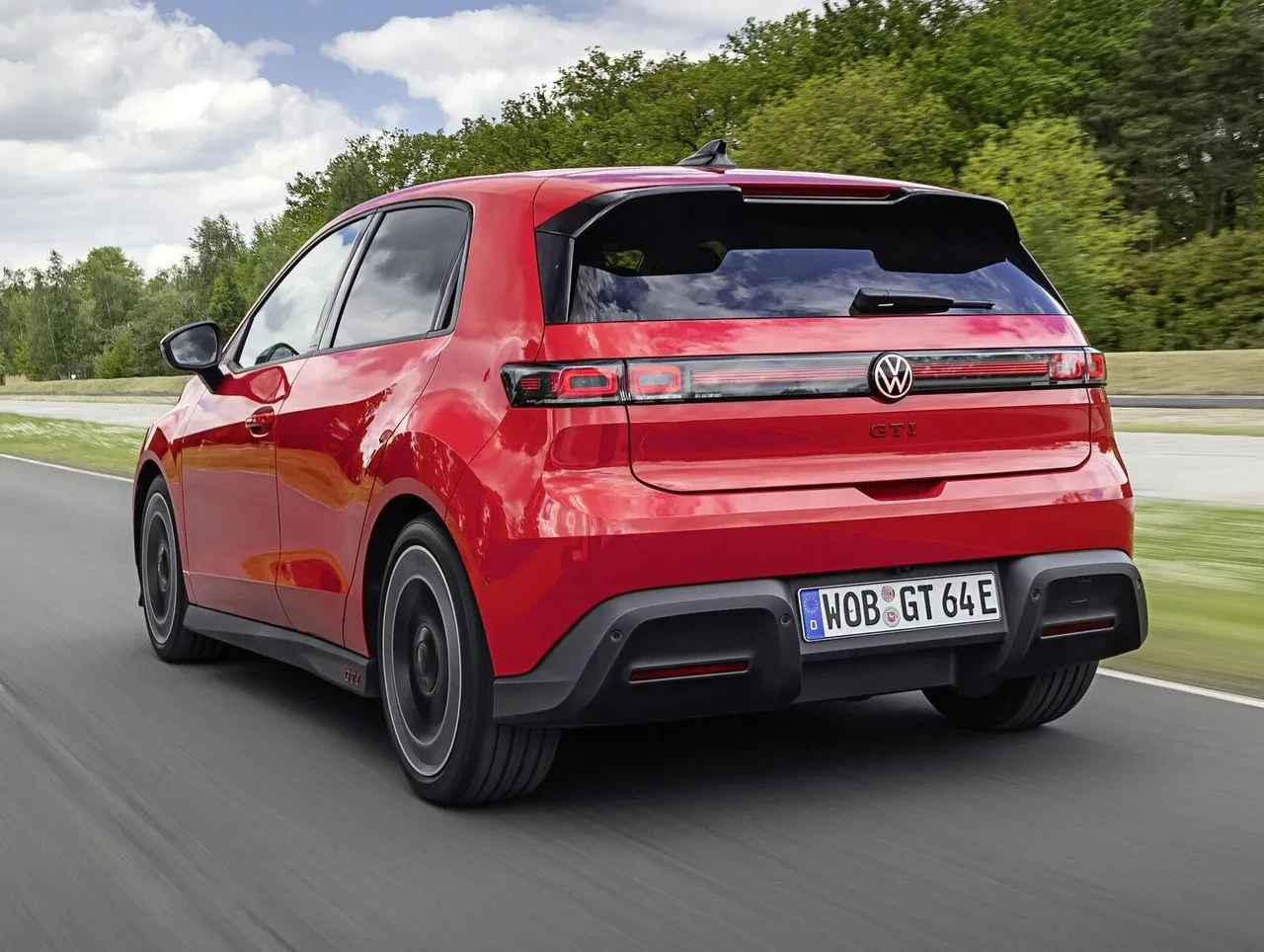 Volkswagen’de elektrikli hüsran: 50 yıllık Golf bile daha hızlı