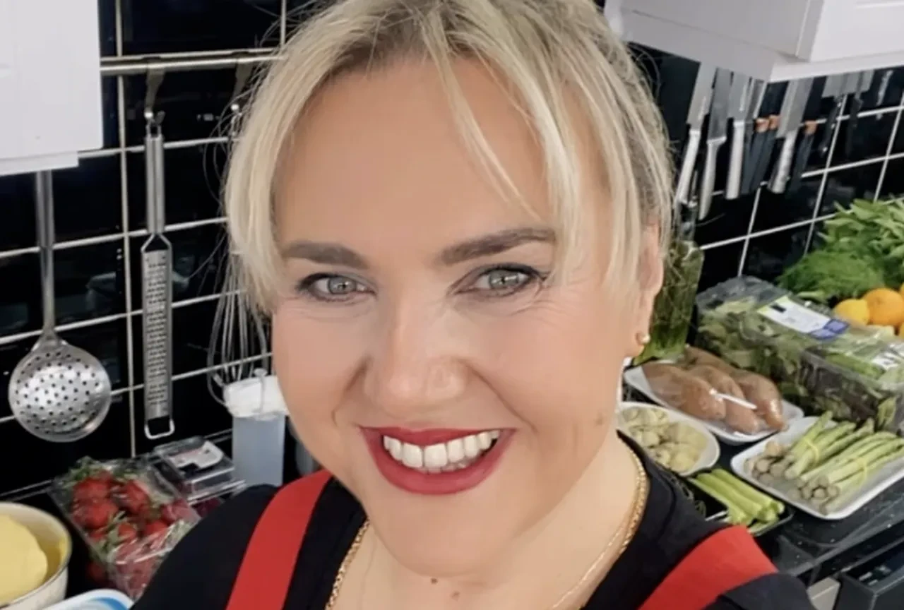 Yemekteyiz Rahşan kimdir? Begüm’ün yerine dahil olan Rahşan Alatan’ın Instagram hesabı dikkat çekti