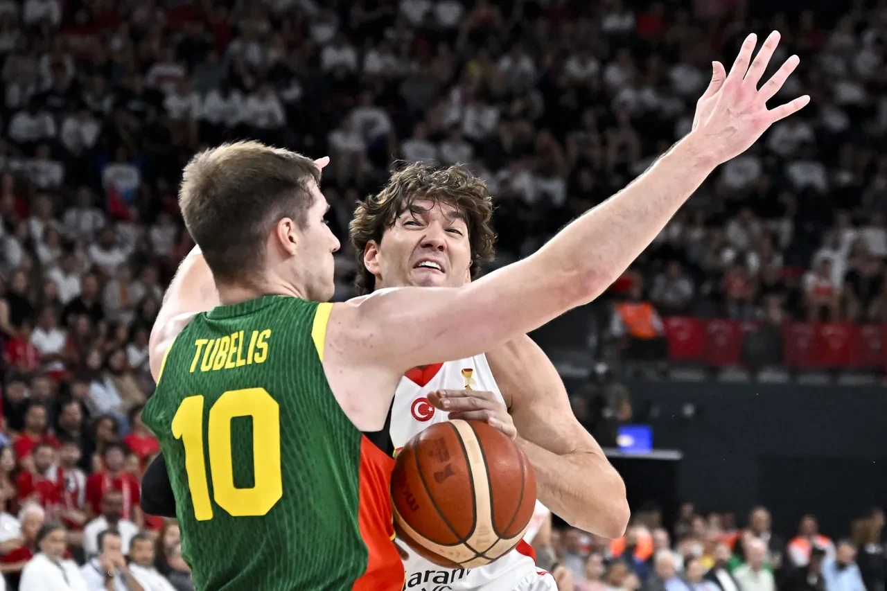 A Milli Erkek Basketbol Takımı, Litvanya’yı farklı geçti