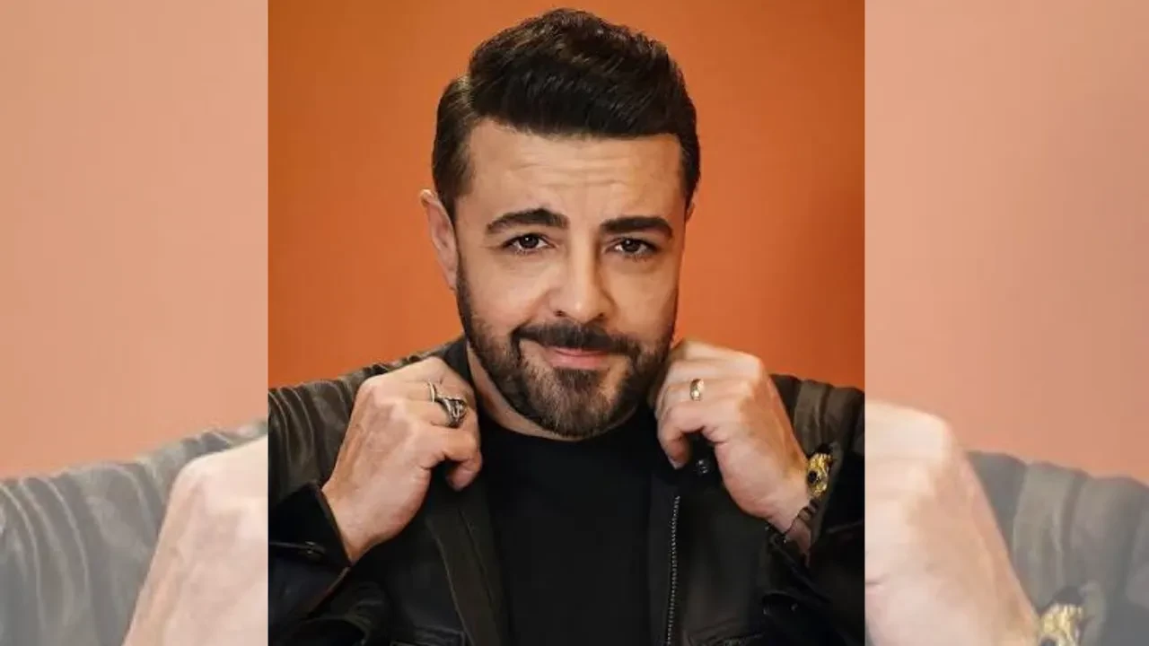 Burak Kut 53 yaşında yıllara meydan okuyor! Doğum günü karesine beğeni yağdı
