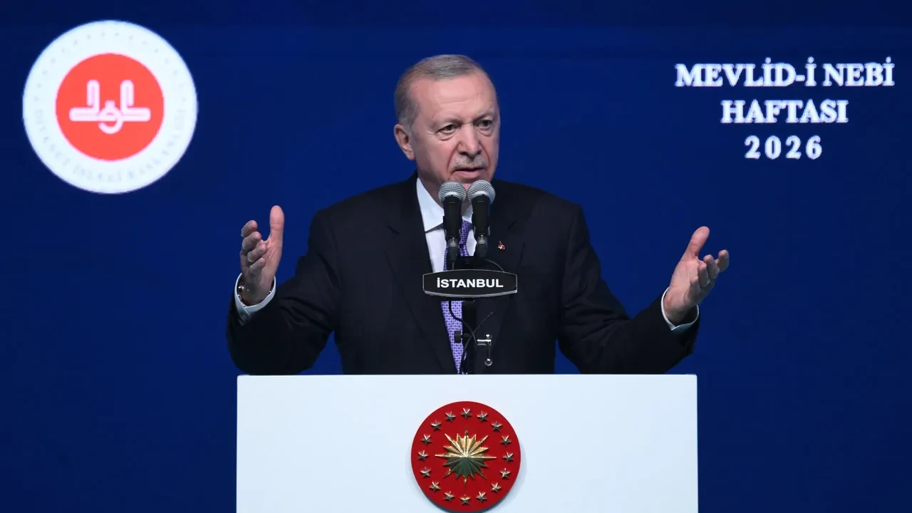 Cumhurbaşkanı Erdoğan'dan İslam ülkelerine ve iç siyasete dönük önemli mesaj: İttifakları büyütmeye çalışıyoruz
