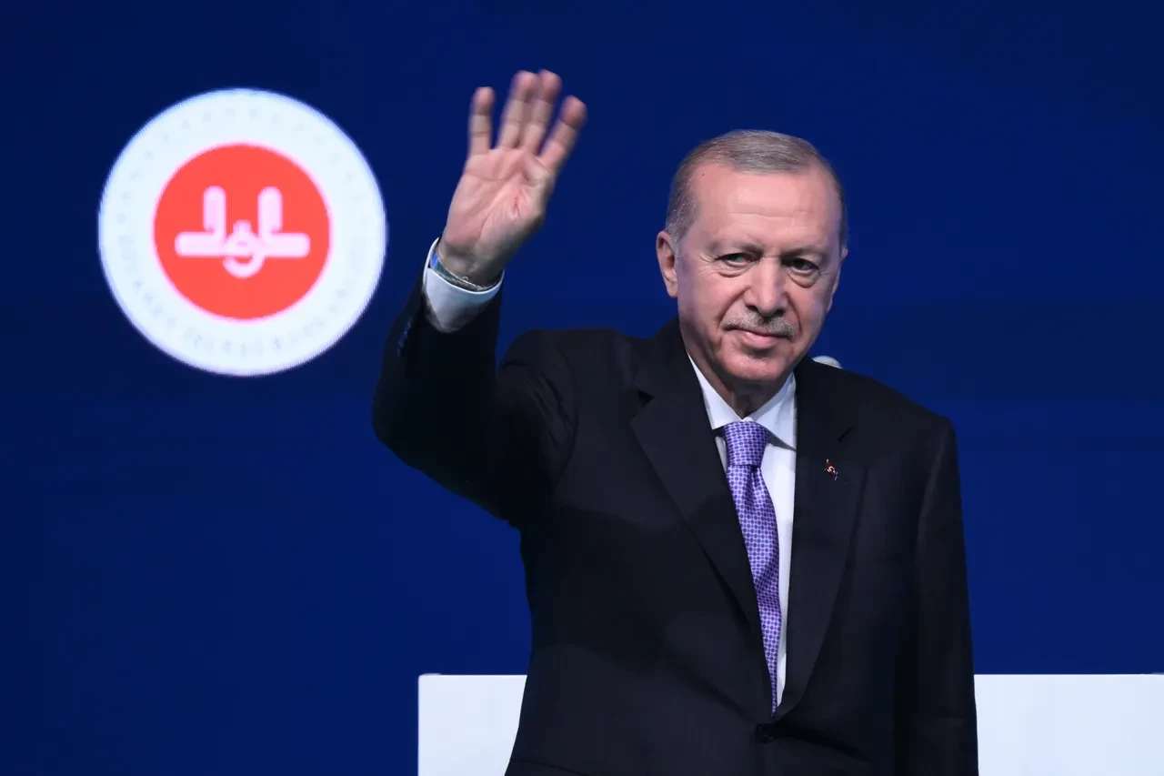 Cumhurbaşkanı Erdoğan'dan İslam ülkelerine ve iç siyasete dönük önemli mesaj: İttifakları büyütmeye çalışıyoruz