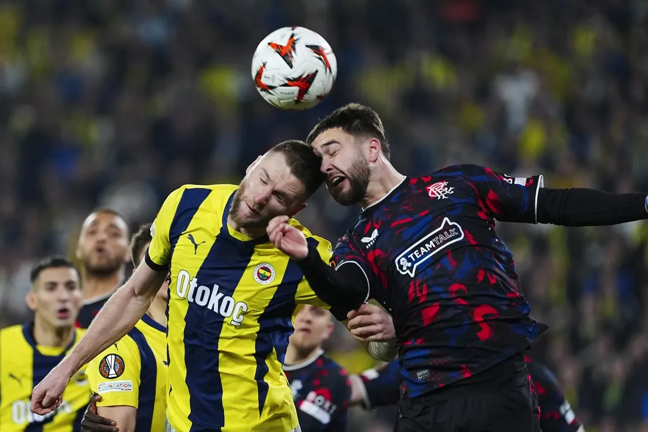Fenerbahçe'de dev transfer operasyonu! Şampiyonlar Ligi bileti sonrası Belçikalı yıldıza kanca