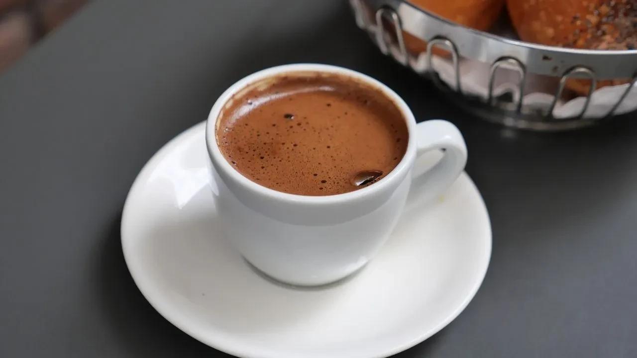 Her sabah kahveme 1 kaşık ekledim, göbek yağlarım yok oldu! Hem lezzetli hem sağlıklı