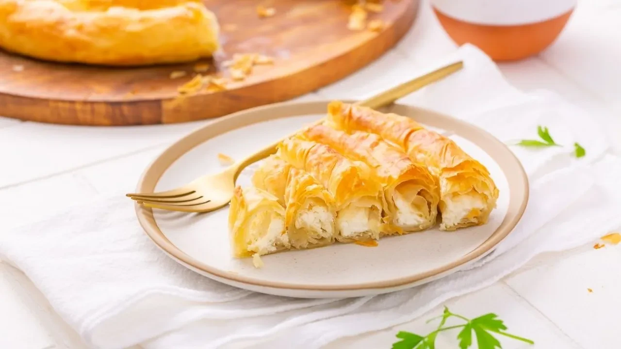 Kütahyalı kadınların börek sırrını keşfettim! Dolamber böyle yapılıyormuş
