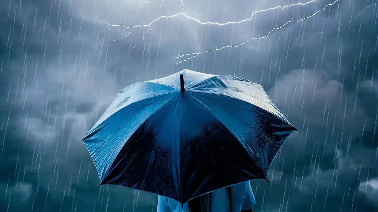 Meteoroloji'den İstanbul için son dakika uyarısı: Sabah saatlerine kadar kuvvetli sağanak bekleniyor