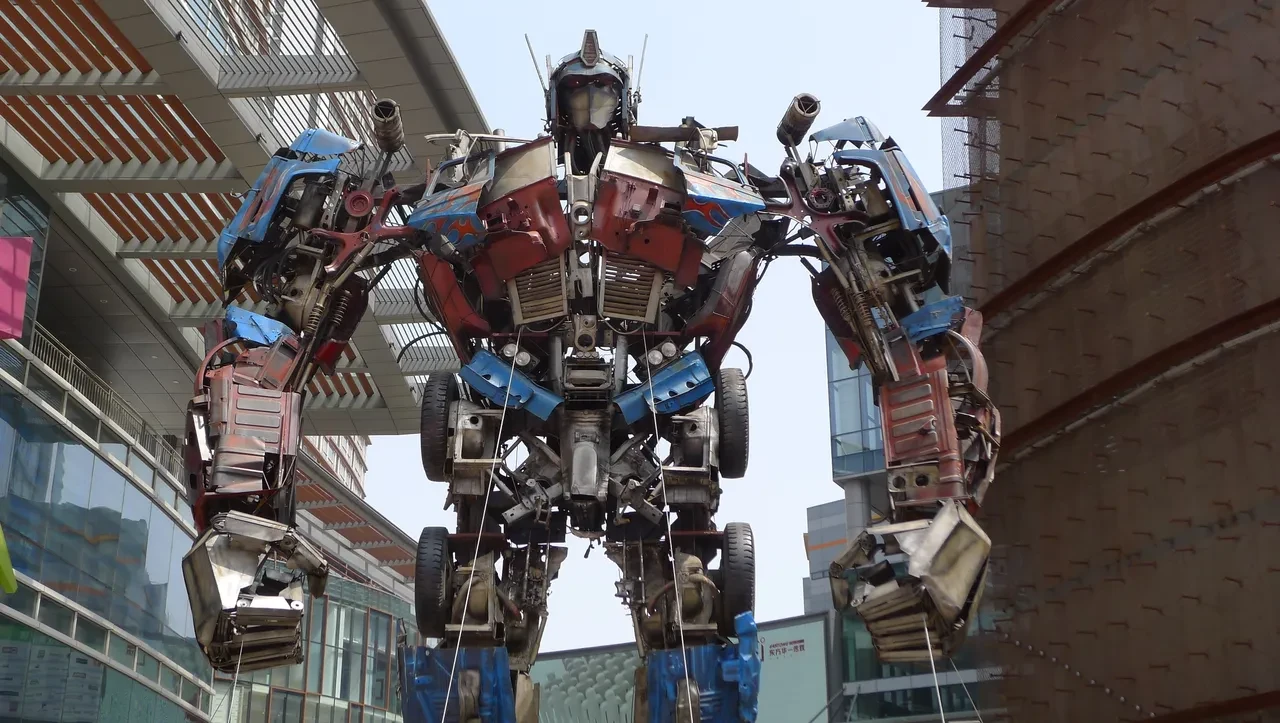Optimus Prime'ın efsane sesi Peter Cullen hayatını kaybetti!