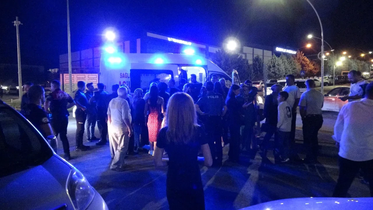 Düğünde ilginç olay! 'Halay'da elini tuttun' kavgasında yaralılar var
