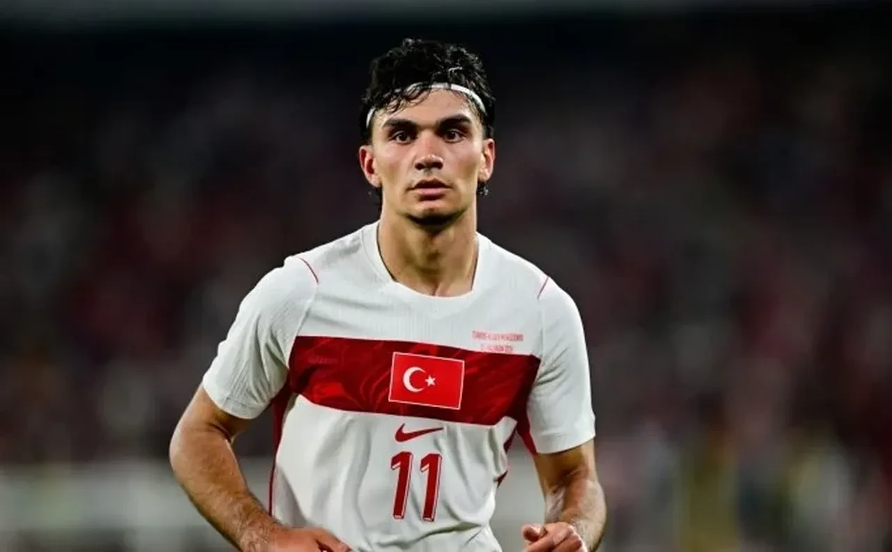 Fenerbahçe'den Galatasaray'a transferde dev çalım! Can Uzun için resmen devreye girdi